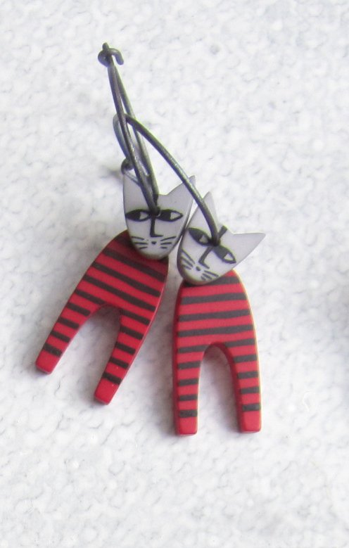 Katt Lång Röd - k-form