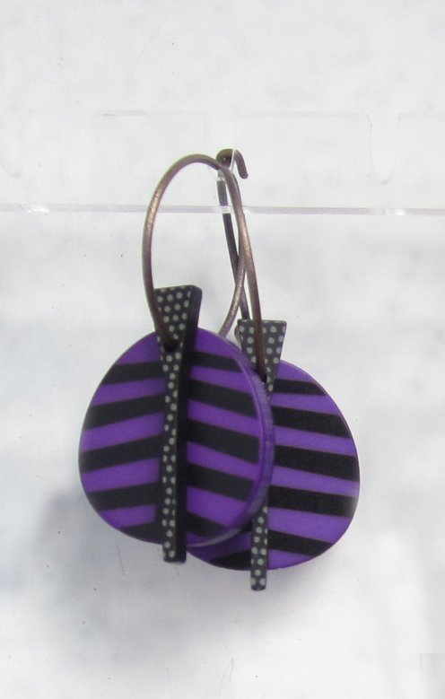 Blad Retro Mörklila - k-form