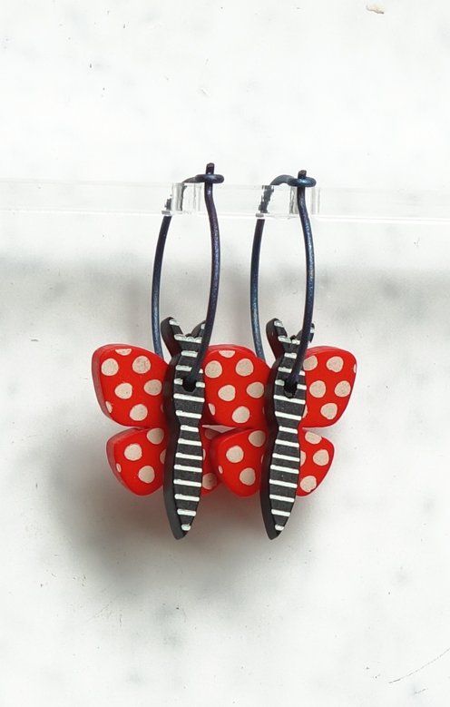 Fjäril Rödvit Svartvit