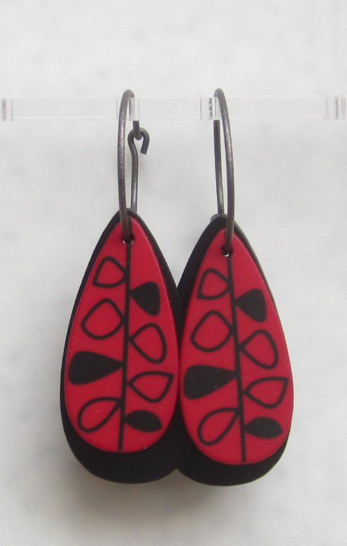 Kläpp Retro Mörkröd