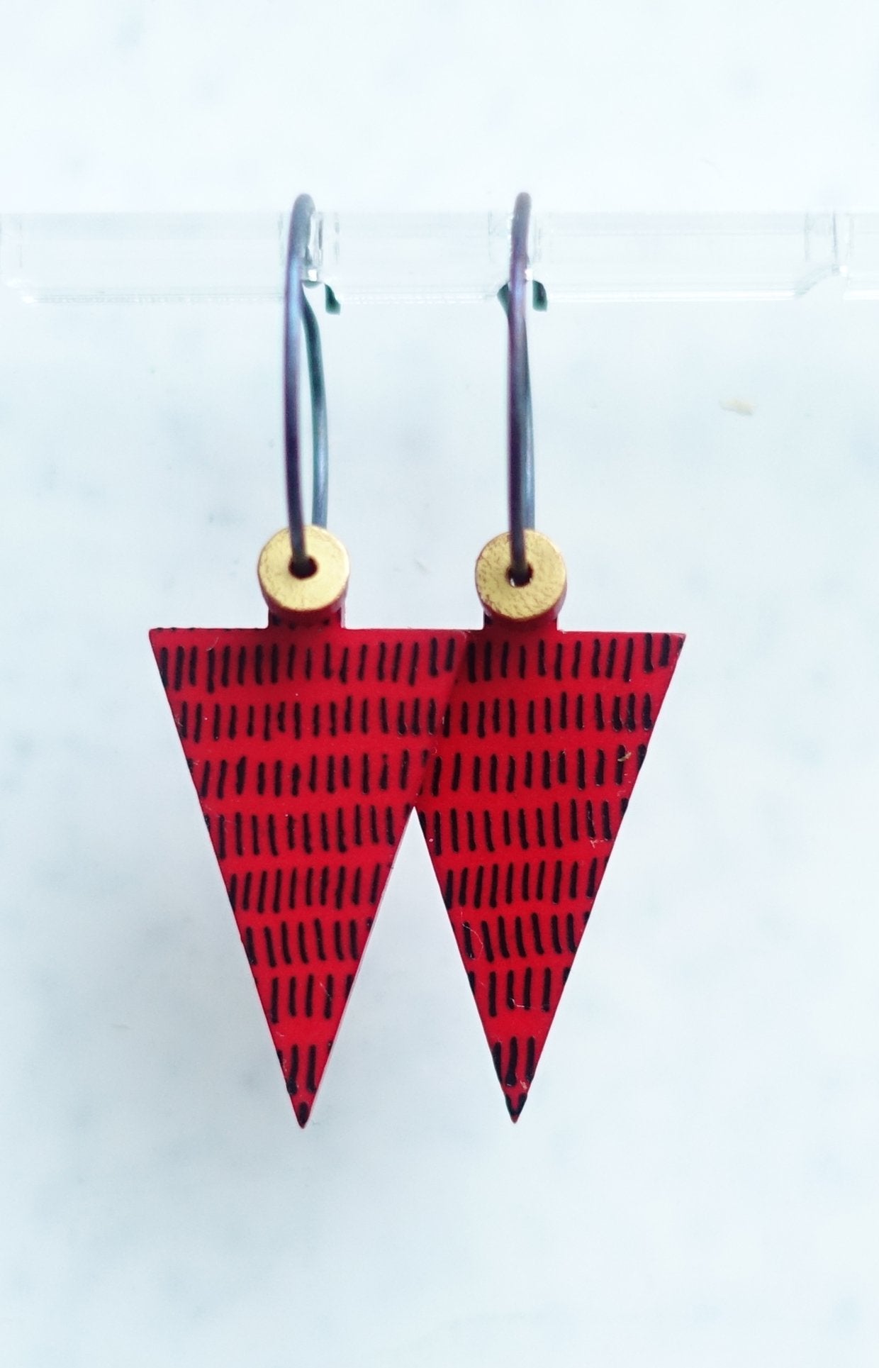 Strut Rödsvart Guld