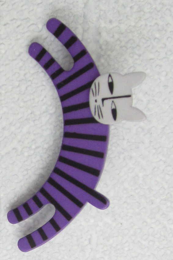 Hoppkatt Mörklila