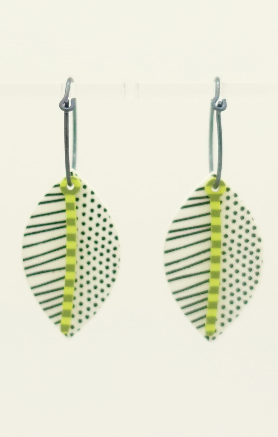 Alm Vitsvart Lime